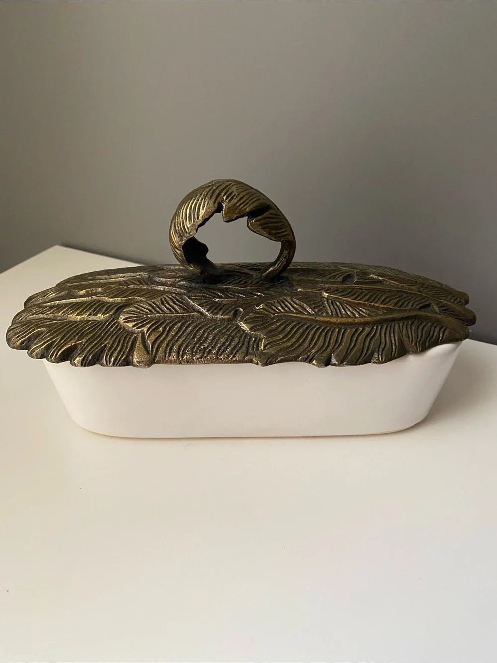 ANTHROPOLOGIE BUTTER DISH METAL LID WITH FEATHERS 🪶